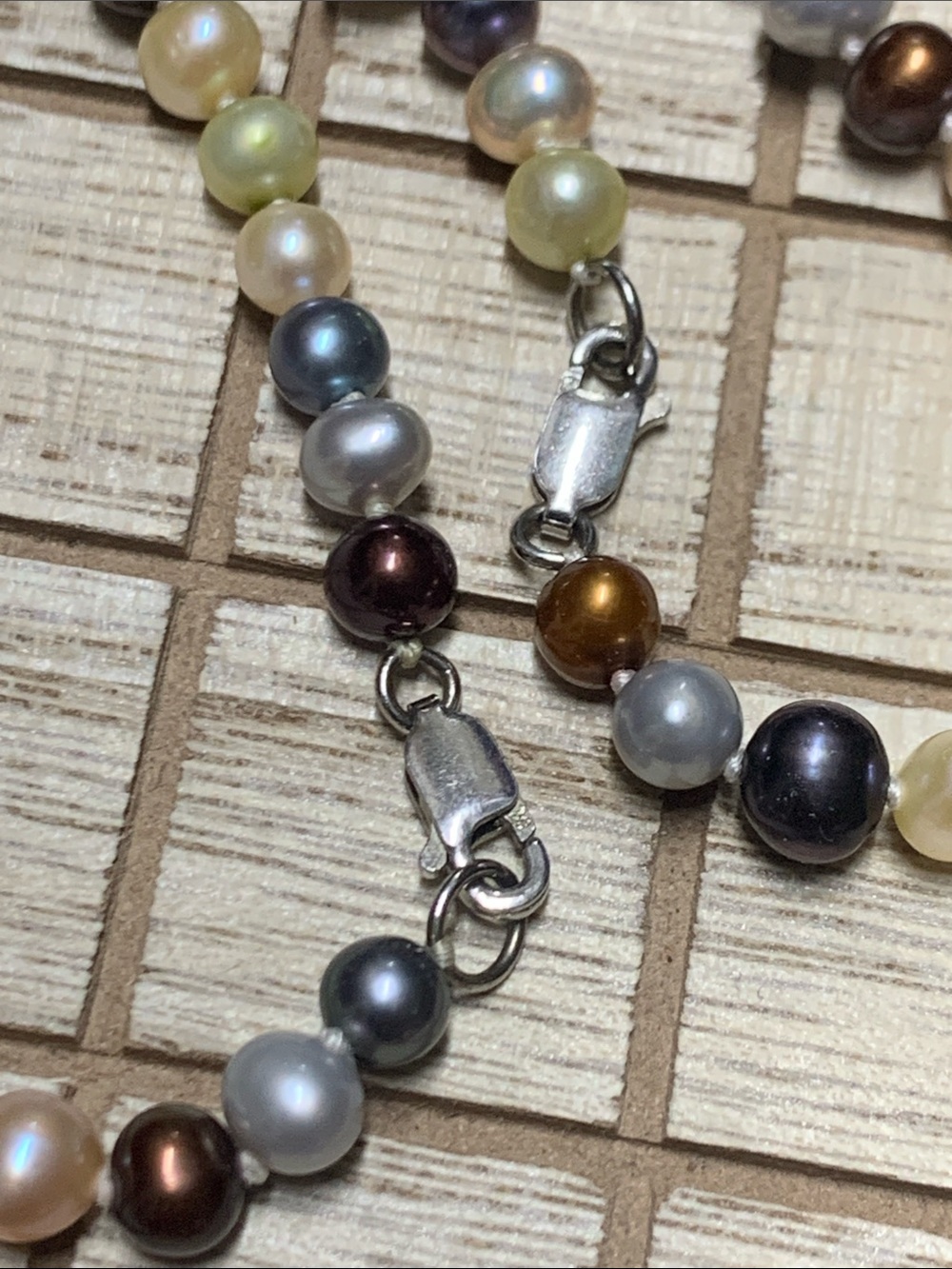 Multi-color Pearl Necklace & Bracelet Set - Picture 3 of 5